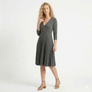 Oleg Cassini Gray Pleated Fit Flare Dress Sz 10